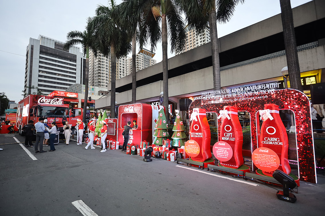 Coca-Cola aims to inspire acts of kindness this Christmas holiday season