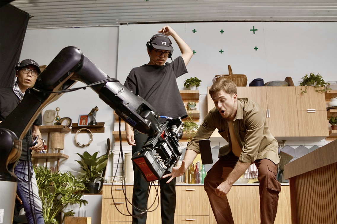 Realme unveils humorous phone ad targeting blue-collar workers via Vantage Pictures