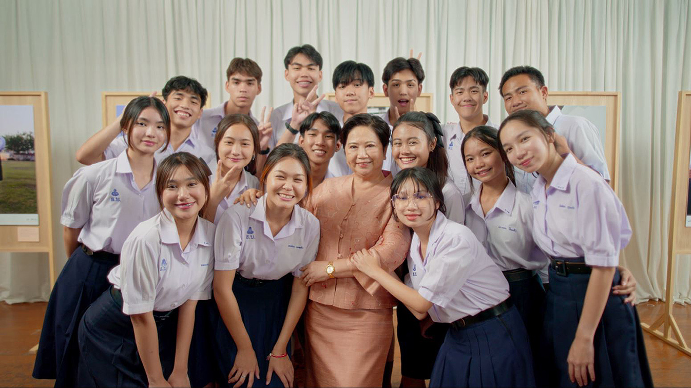 vivo celebrates the bond between teachers and students this Teacher’s Day via Grey Thailand