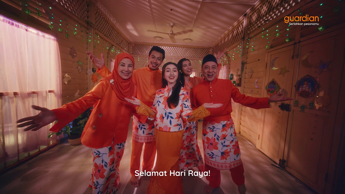 Embrace your best self this Raya with Guardian’s ‘Serlahkan peRAYAanmu’ campaign via FCB SHOUT