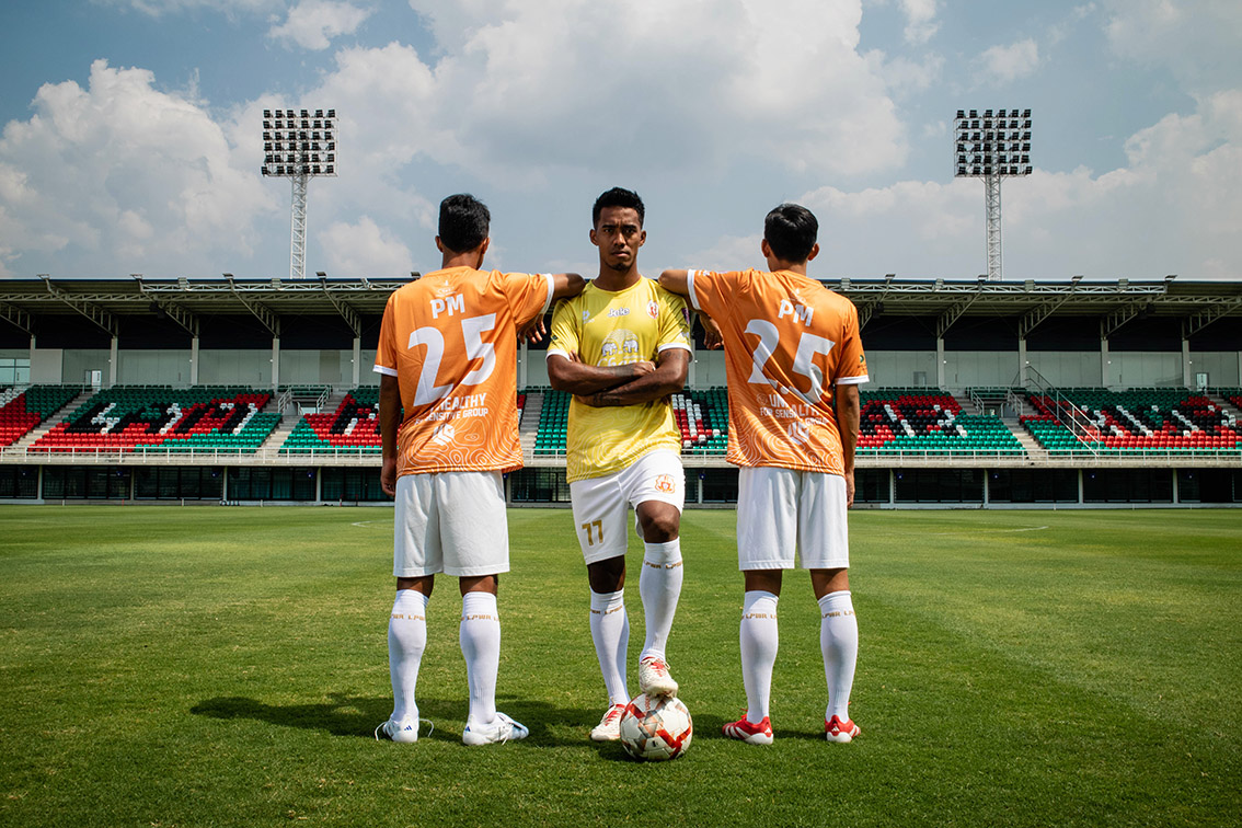 Flash Bomber raises awareness of Thailand’s air pollution crisis with Lamphun Warriors F.C. via new “The Air Pollution Jersey” campaign