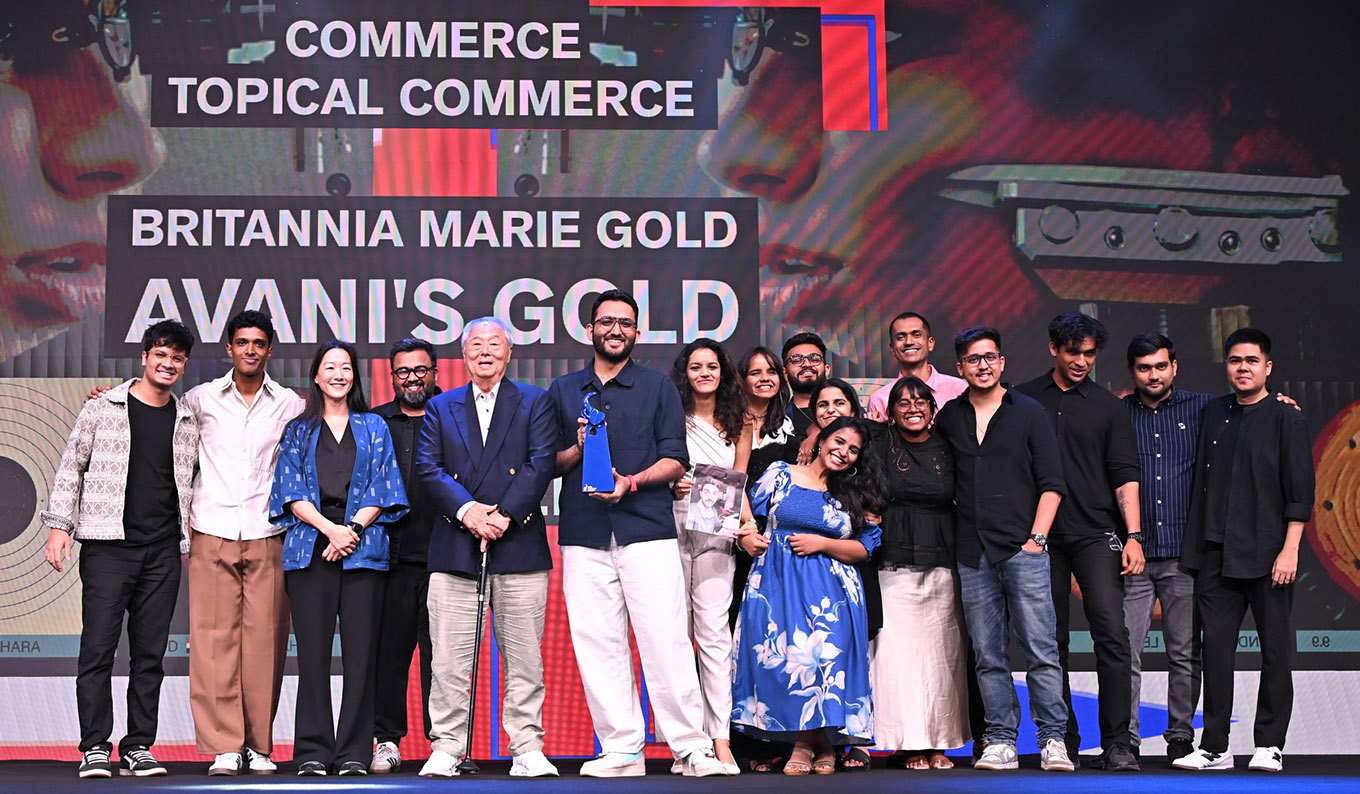 166 Blue and 7 Baby Black Elephants handed out at the Indian Kyoorius Creative Awards: Piyush Pandey receives Master of Creativity award