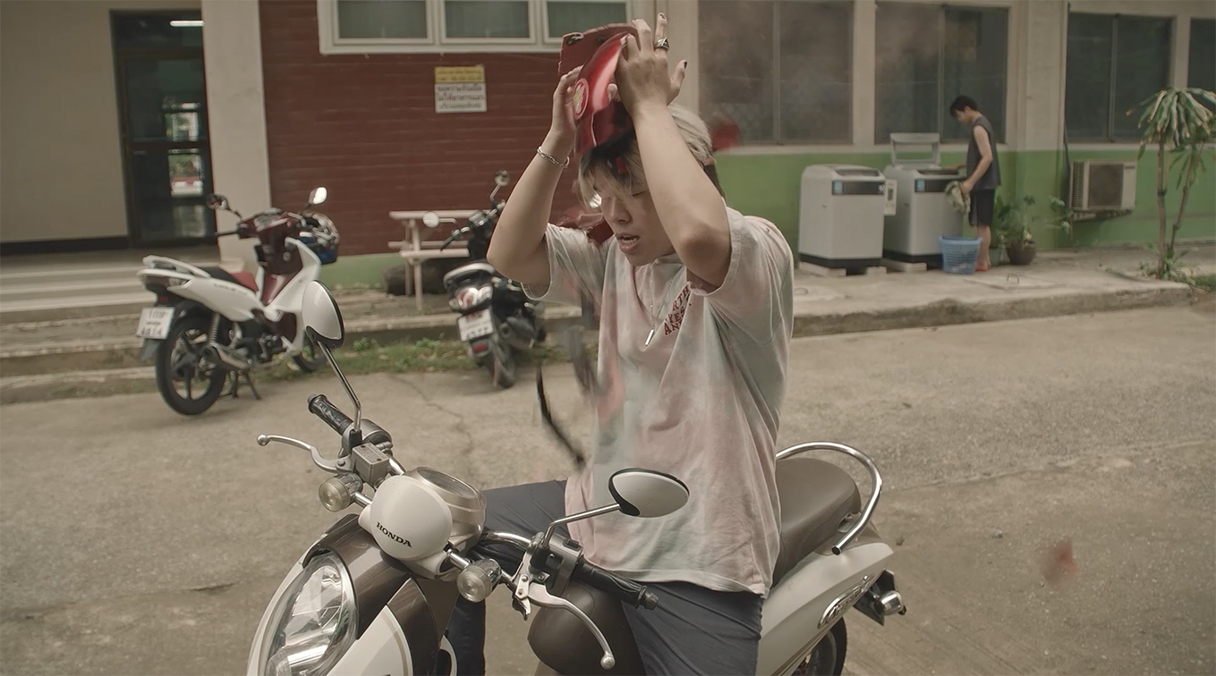 Five Star Chicken goes viral with funny “Death of a Salesman” film via BBDO Bangkok