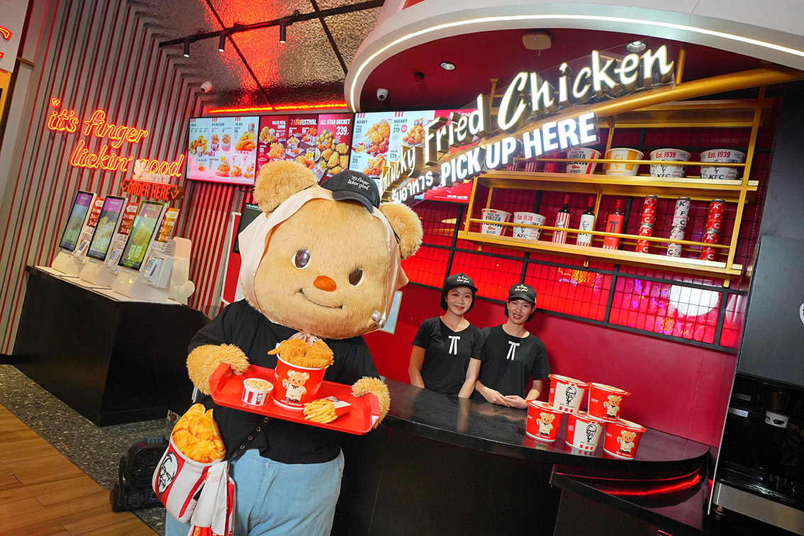 KFC Thailand Transforms Fan Experience with Meet & Eat: Fried Chicken + Hugs from Nong Noey