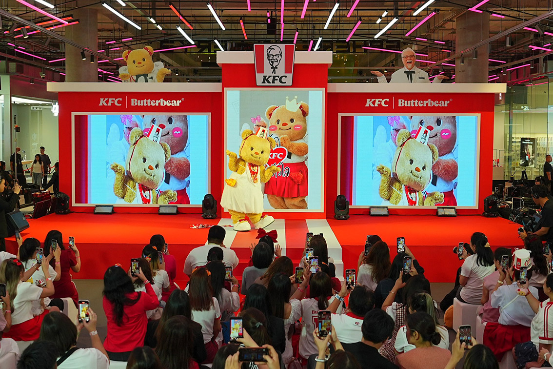 KFC Thailand Transforms Fan Experience with Meet & Eat: Fried Chicken + Hugs from Nong Noey