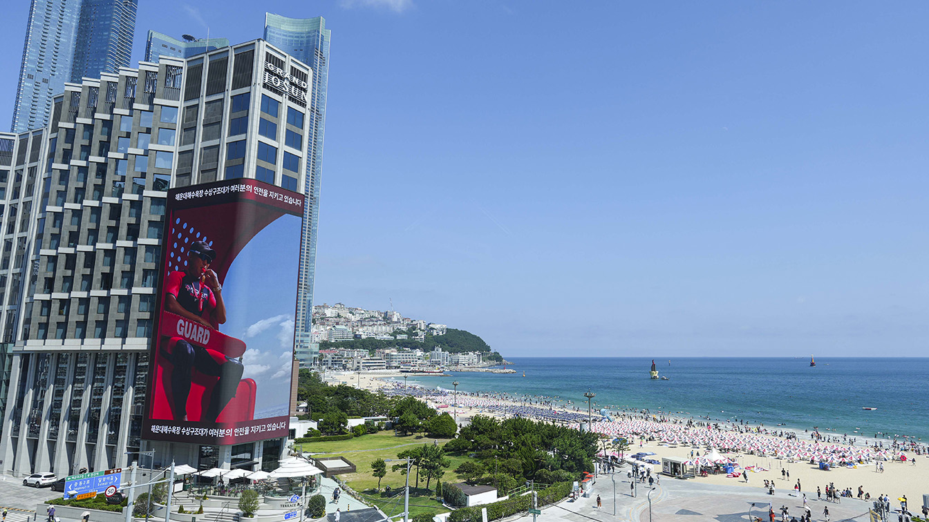 INNOCEAN unveils real-time safety campaign at Haeundae Beach with Shinsegae Property