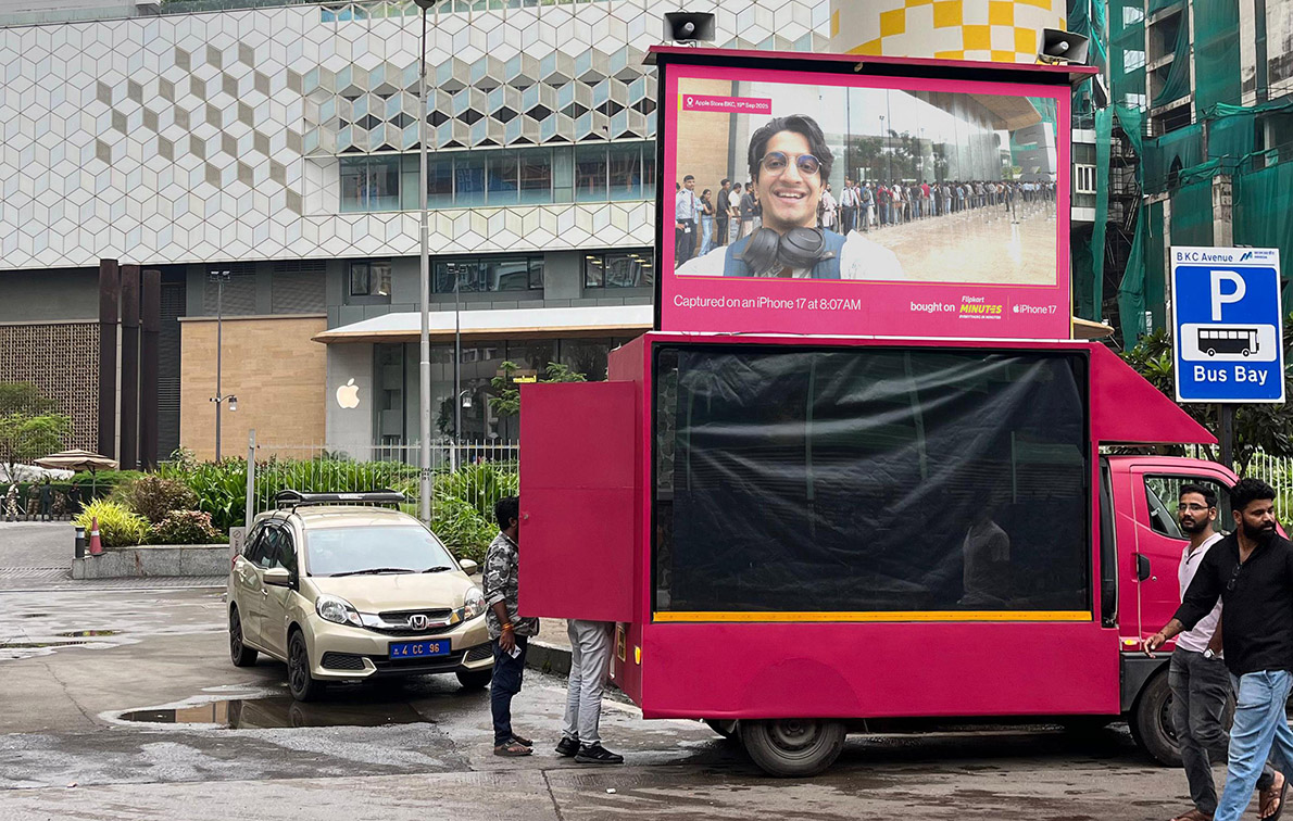 Flipkart Minutes beats the queue with fastest iPhone 17 delivery