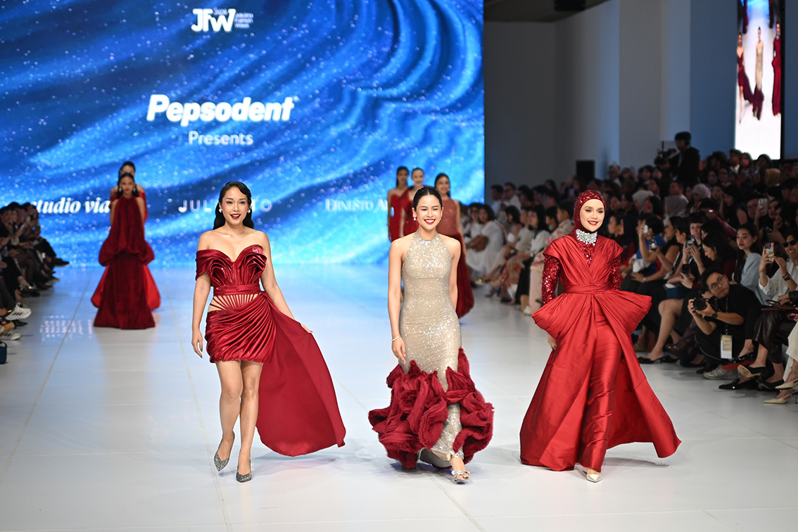 Unilever’s Pepsodent makes fashion statement with Ultra White launch at Jakarta Fashion Week
