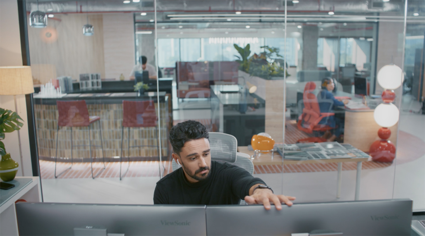 ViewSonic’s new campaign shows how ColorPro VP88 seamlessly integrates with Macs