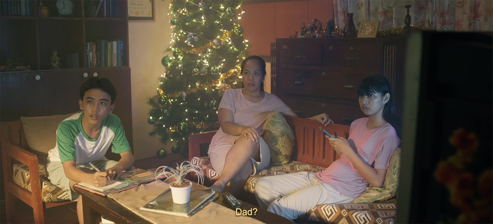 GIGIL Manila brings a snowman to the Philippines for PalawanPay’s Christmas Gold Promo