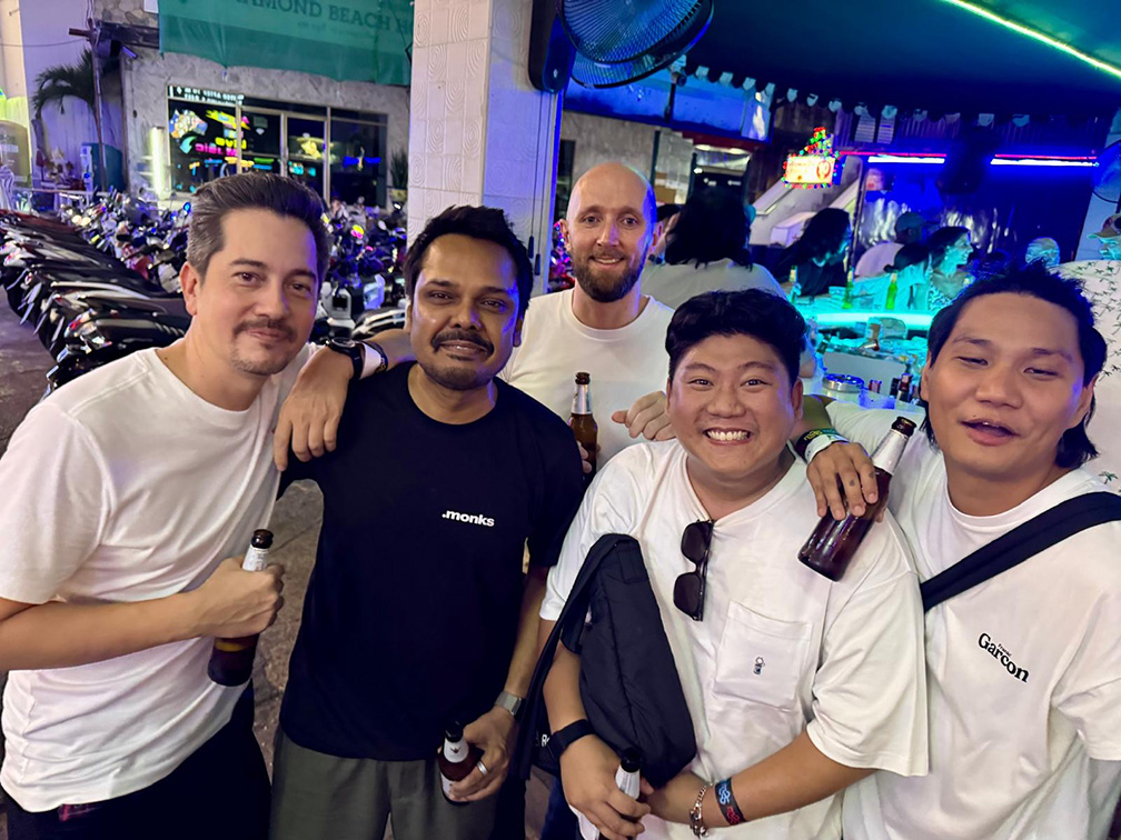 Good Times at AdFest: m25, Directors Think Tank, 116 Pictures, Music Mill, Arcade, Loudbox and Campaign Brief Asia host Annual Aussie Revolving Bar Networking Party