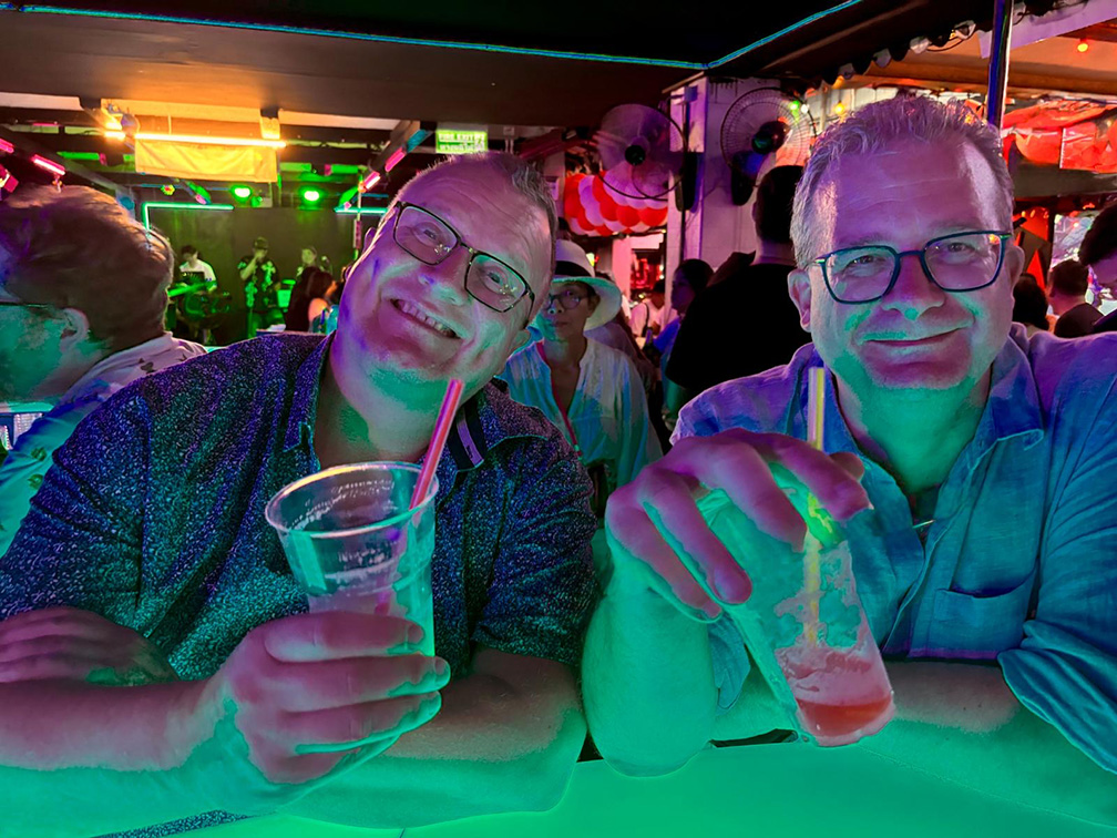 Good Times at AdFest: m25, Directors Think Tank, 116 Pictures, Music Mill, Arcade, Loudbox and Campaign Brief Asia host Annual Aussie Revolving Bar Networking Party