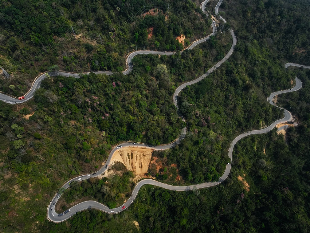KFC Thailand + Wolf BKK celebrate final province with ‘Carsick Bag’ curvy road challenge