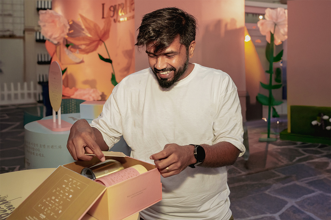 Marriott Bonvoy and BBH Singapore brew up “Loyal-Tea” activation in Mumbai