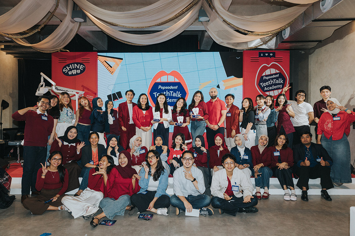 Pepsodent + Omnicom Advertising turn dentists into content creators with TeethTalk Academy