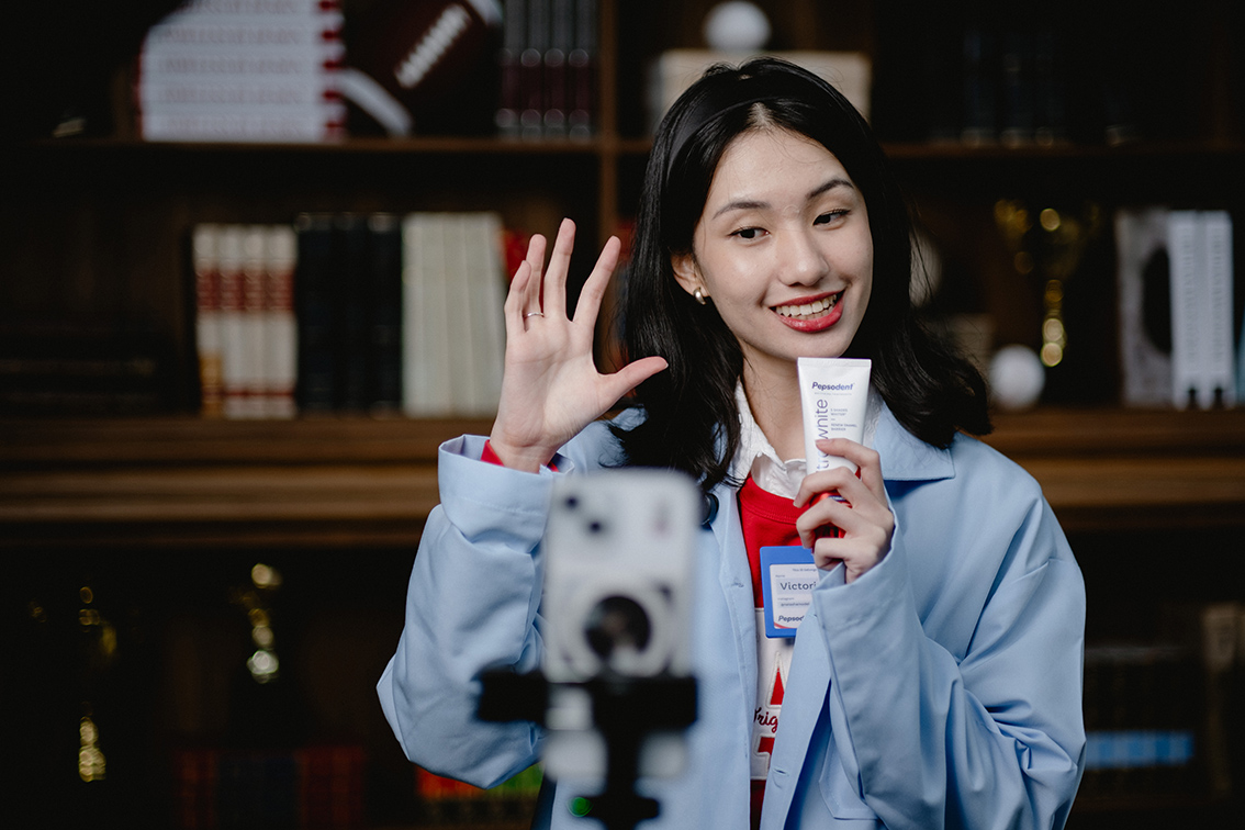 Pepsodent + Omnicom Advertising turn dentists into content creators with TeethTalk Academy