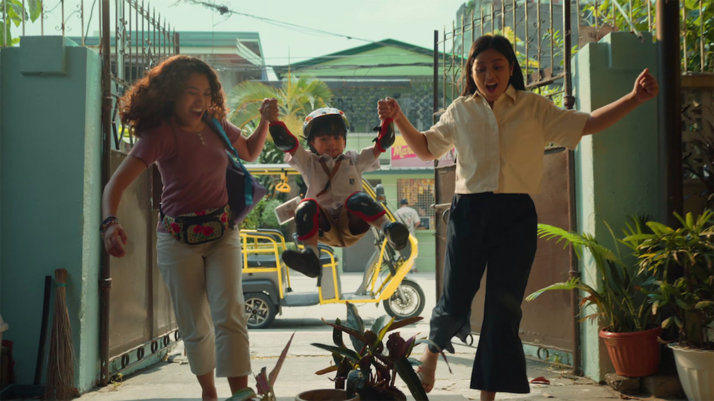 McDonald’s and Leo Manila celebrate the village behind motherhood in Mother’s Day film