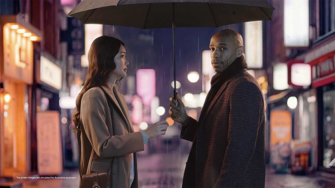 Thierry Henry fronts Samsung campaign via BBH Singapore urging fans to watch football’s biggest moments on a leader