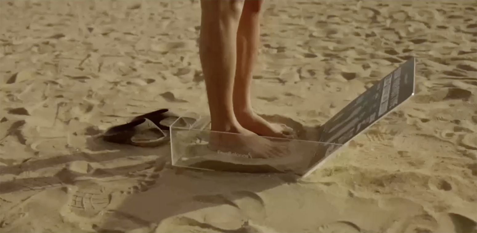 Dentsu Creative Thailand and Foot Balance turn the beach into a foot health check-up space