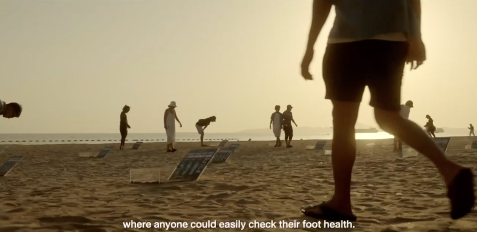 Dentsu Creative Thailand and Foot Balance turn the beach into a foot health check-up space