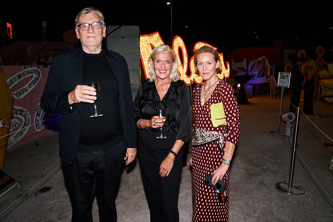 LIA lights up Las Vegas with world-class jury and Creative LIAisons at the Neon Sign Museum