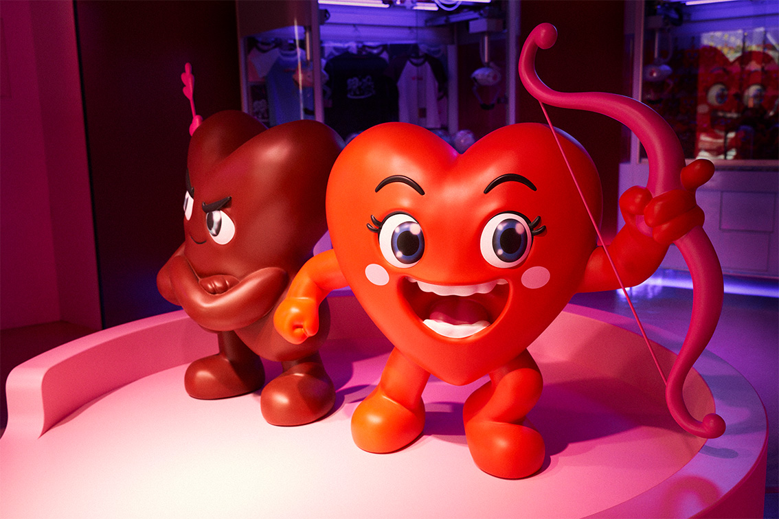 Tinder and Wieden+Kennedy Tokyo turn dating into a game at SwipeCenter