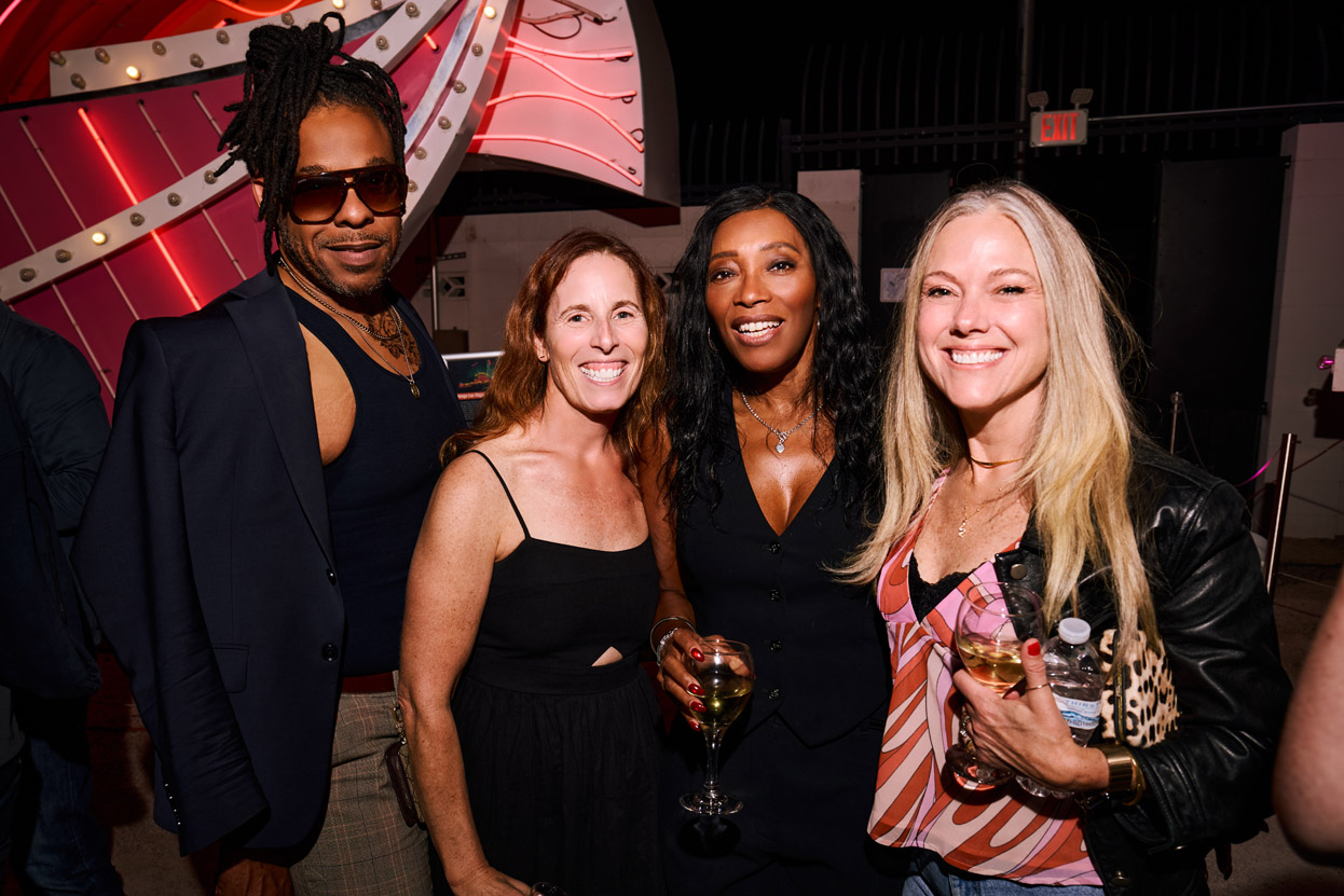 LIA lights up Las Vegas with world-class jury and Creative LIAisons at the Neon Sign Museum
